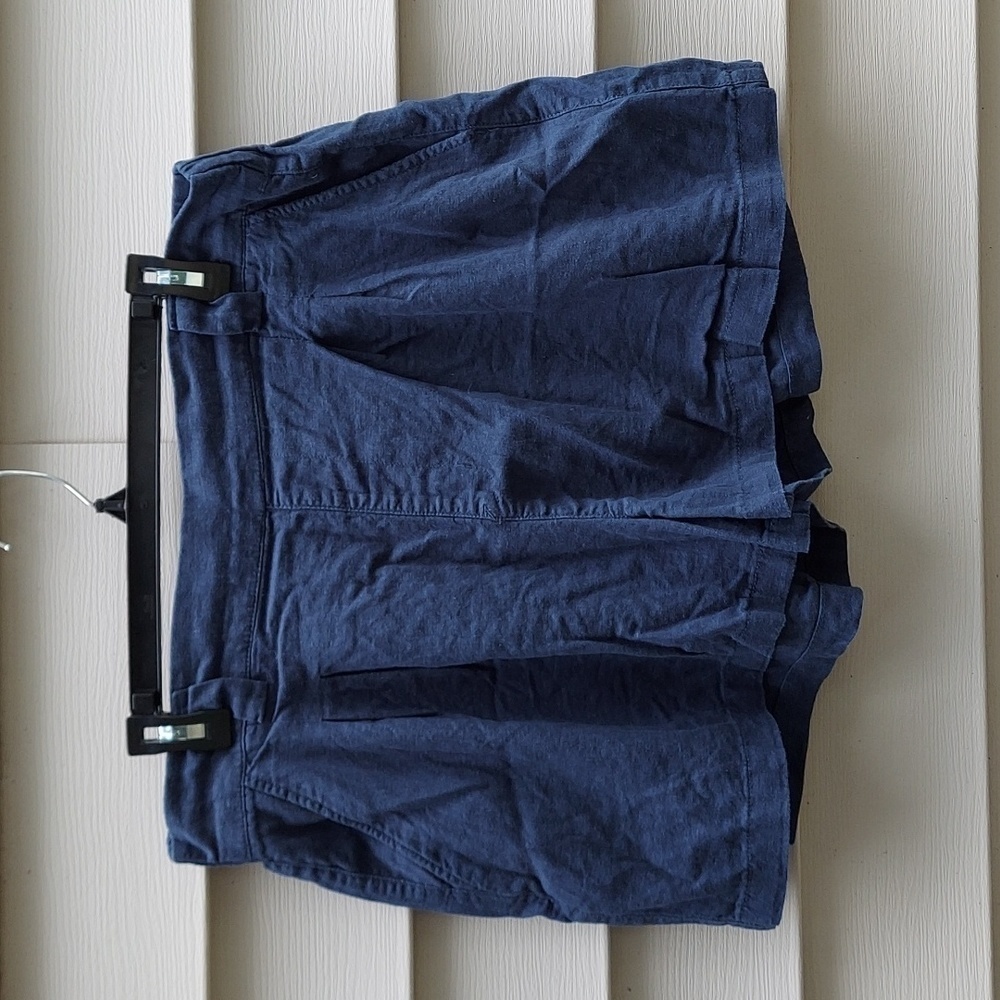 Wallflower shorts. Size XL.